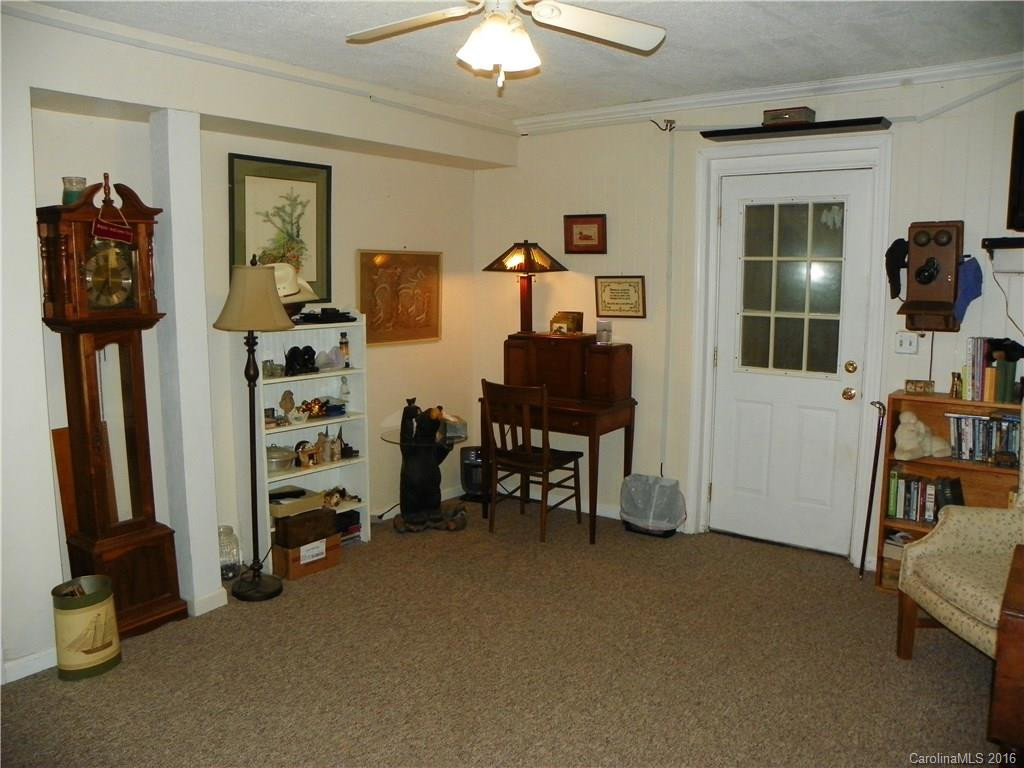 21 Cornelia Lane - Photo 13