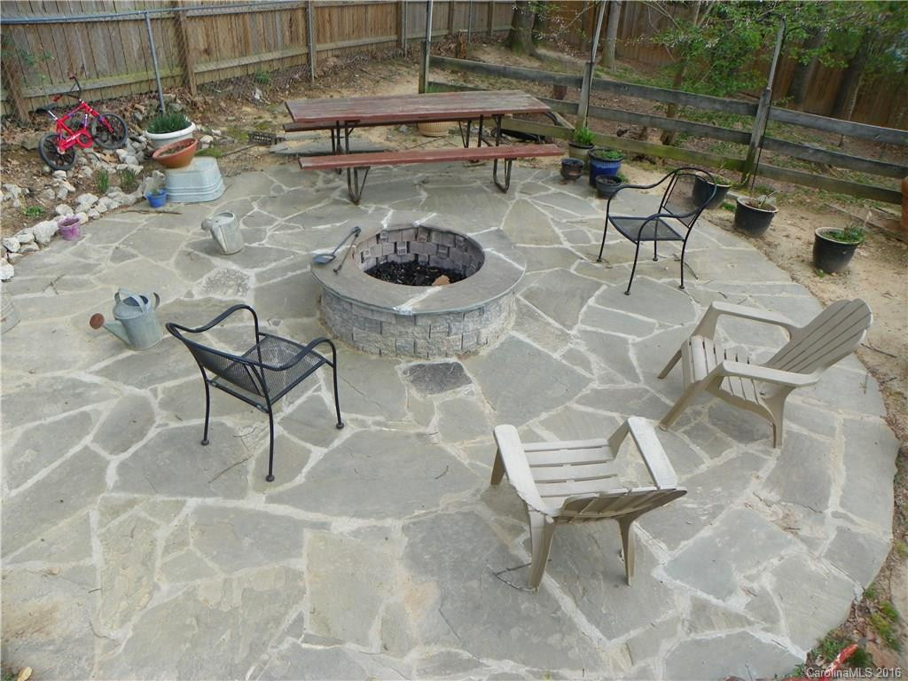 21 Cornelia Lane - Photo 20