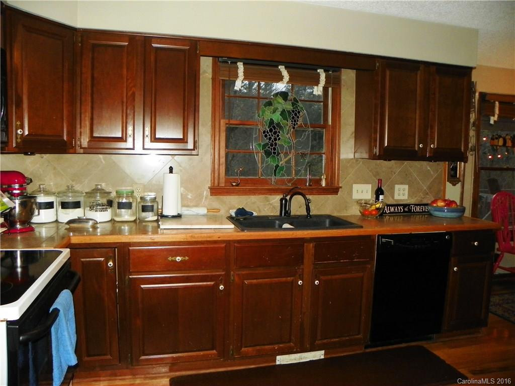21 Cornelia Lane - Photo 3
