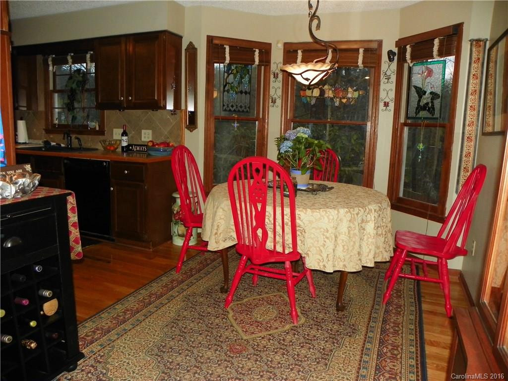 21 Cornelia Lane - Photo 4