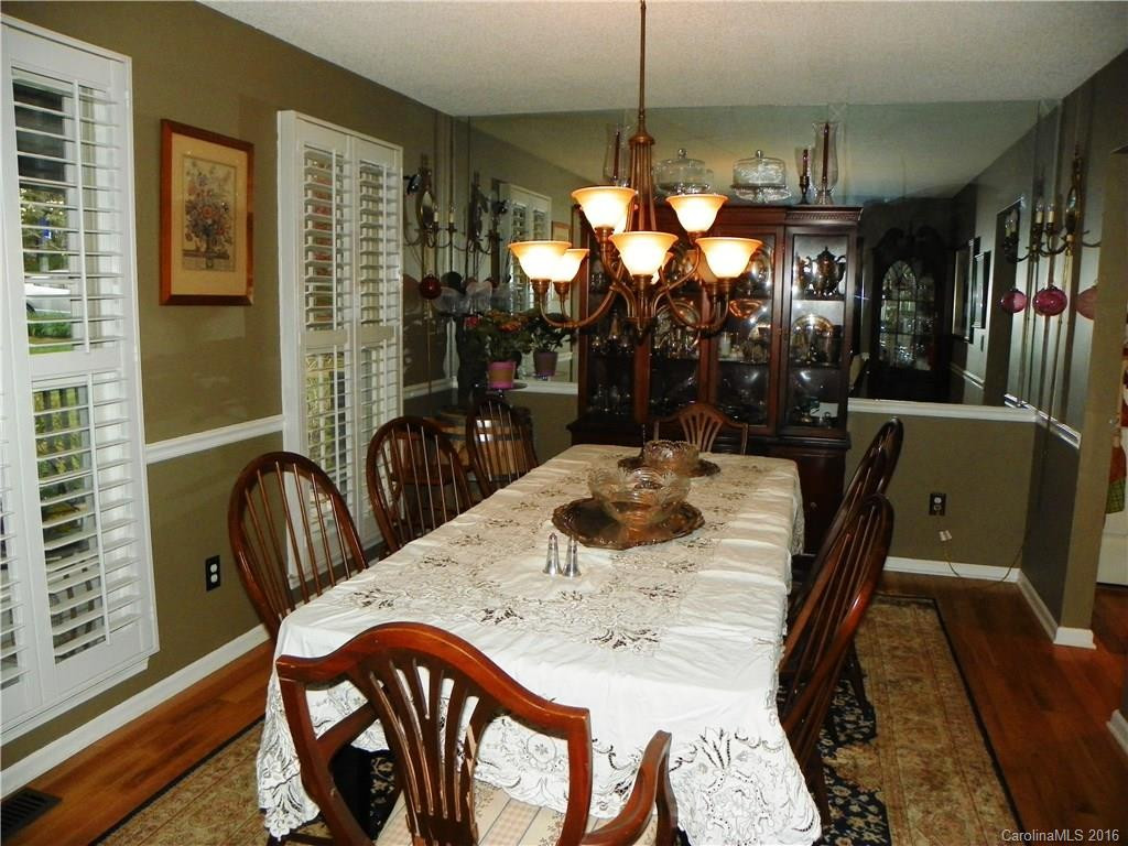 21 Cornelia Lane - Photo 5
