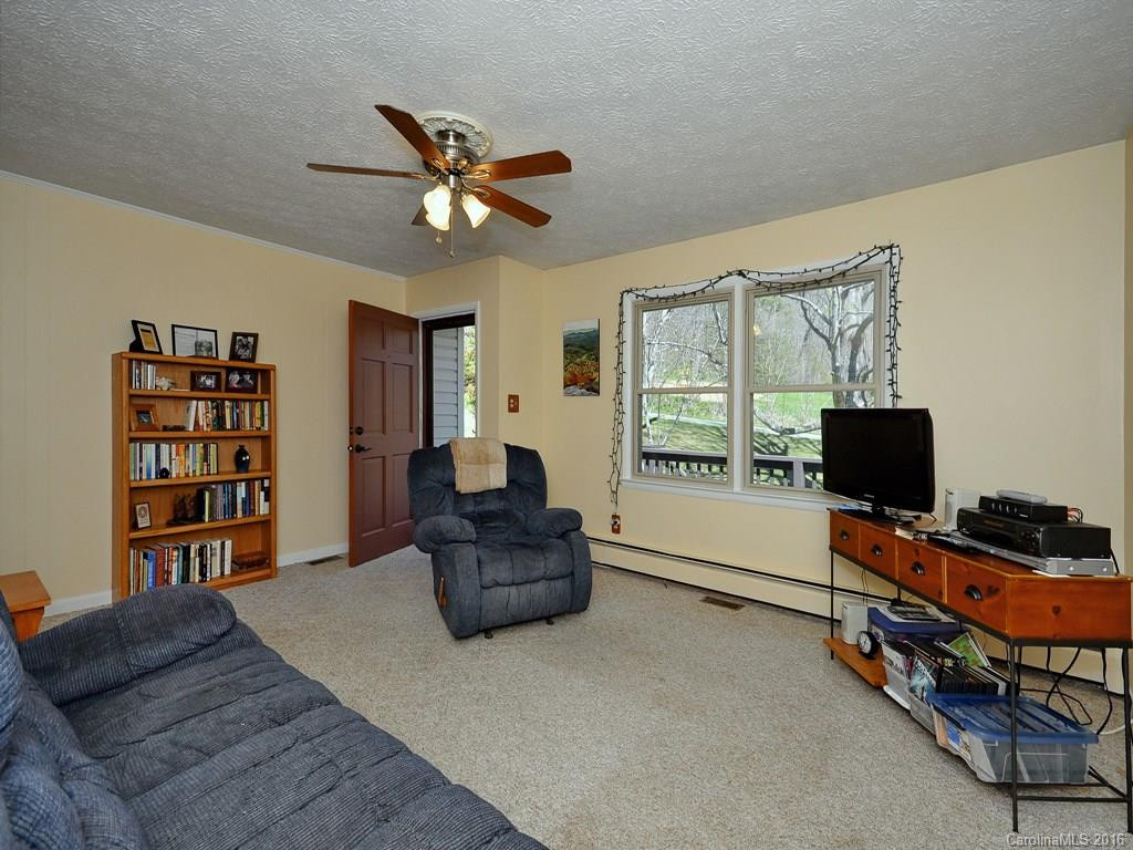 35 Dix Creek One Road - Photo 6