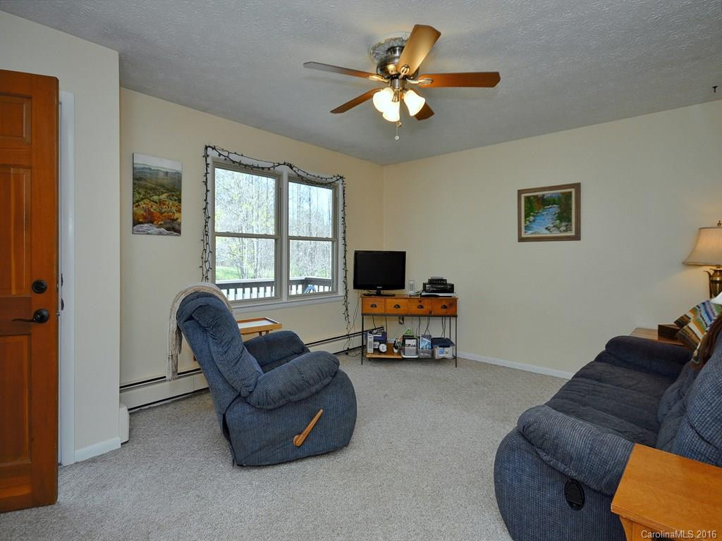 35 Dix Creek One Road - Photo 7