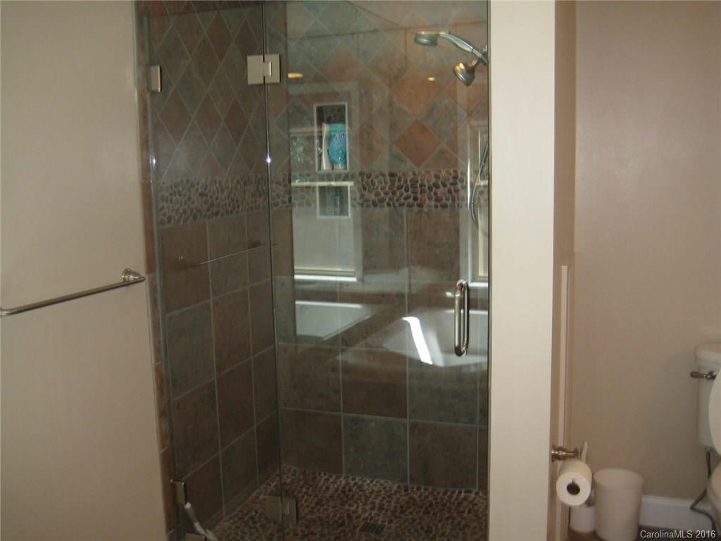 549 Cagle Cove - Photo 9