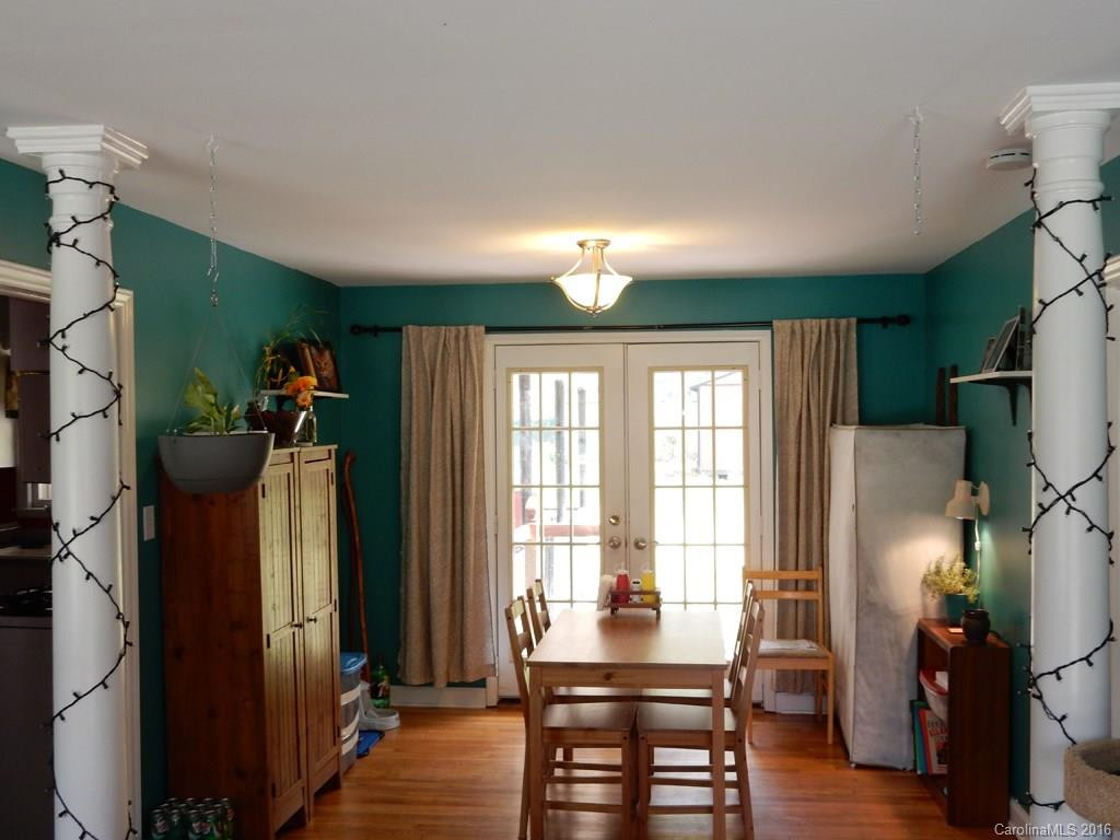 205 Thornbird Avenue - Photo 2