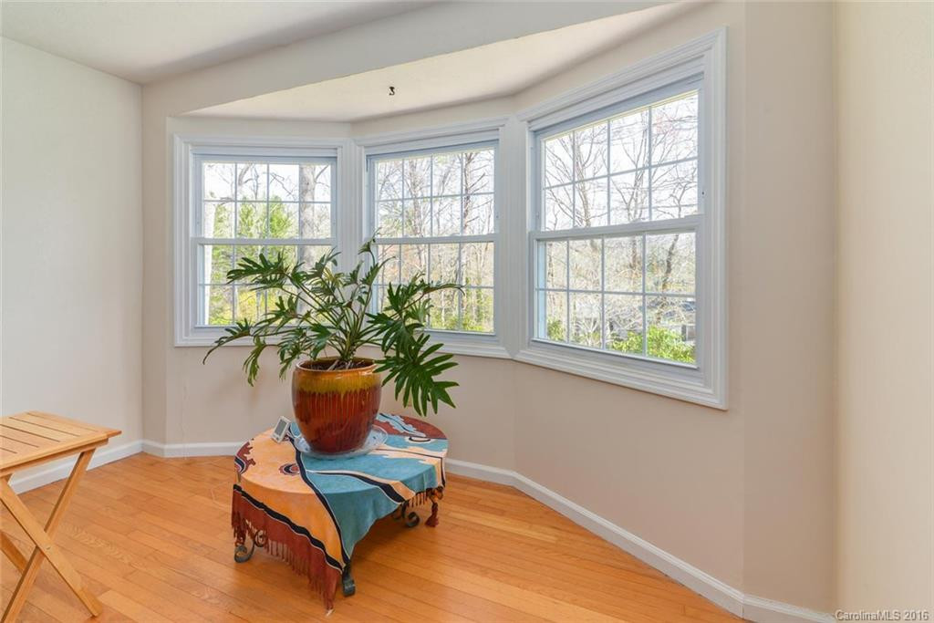 8 Ferncliff Drive - Photo 4