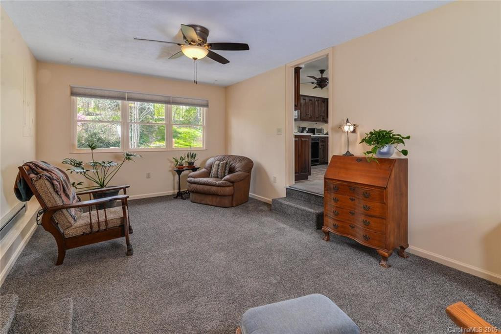 8 Ferncliff Drive - Photo 9