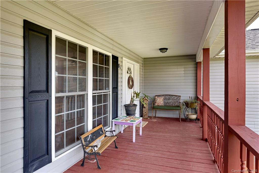 81 Chickwood Trail - Photo 2