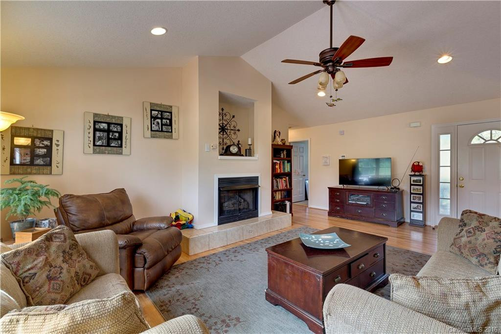 81 Chickwood Trail - Photo 8