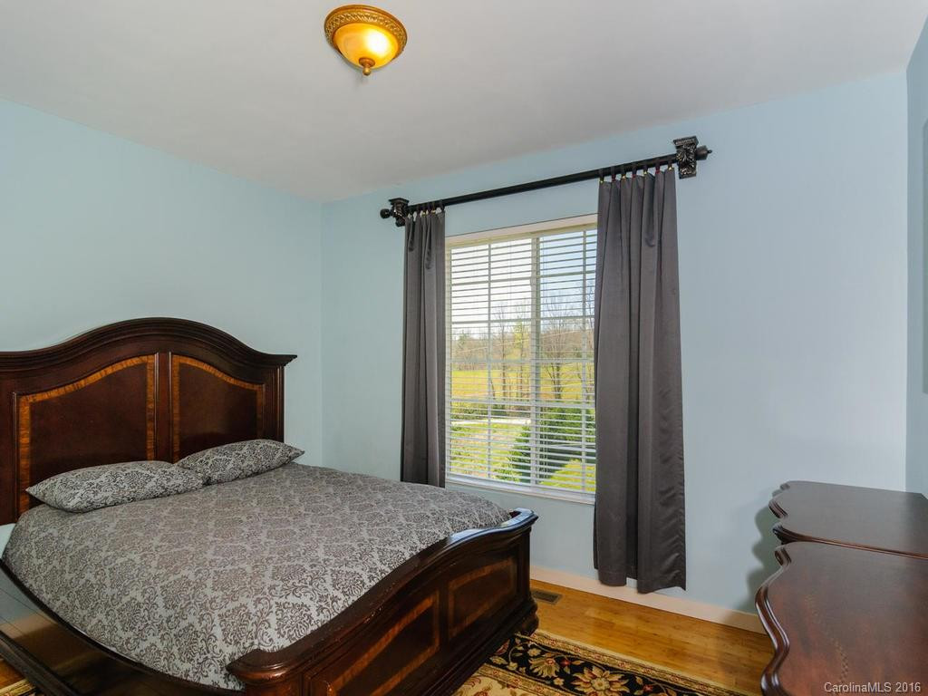 7 Little Oak Road - Photo 16