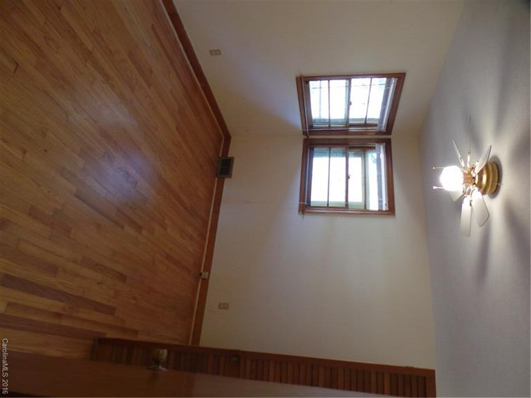 55 Buck Shoals Road - Photo 5