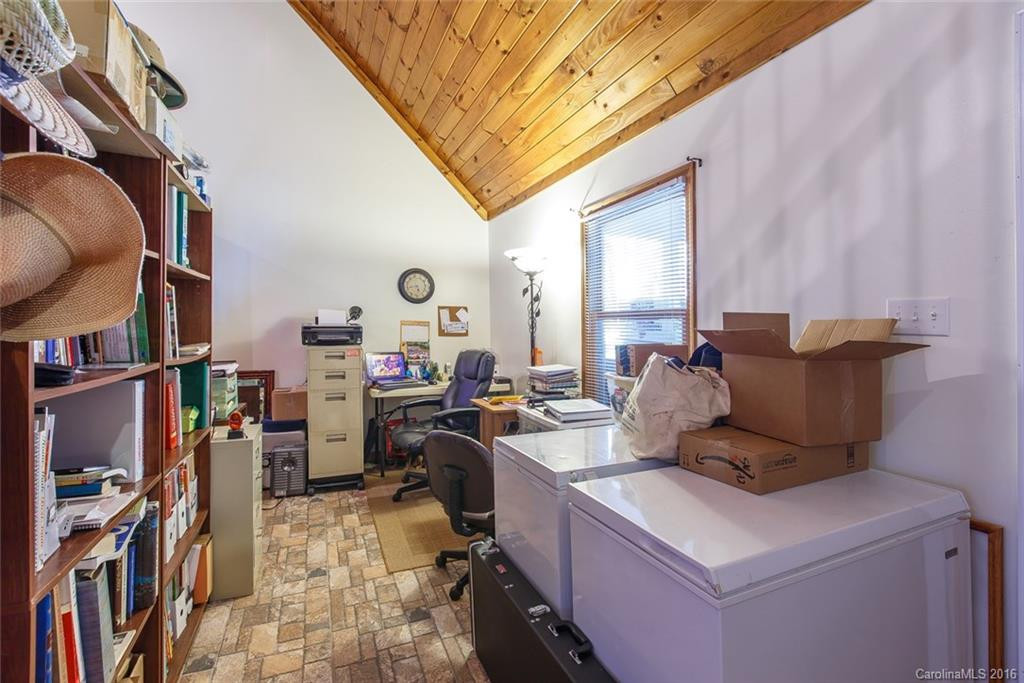281 Fox Hollow Road - Photo 11
