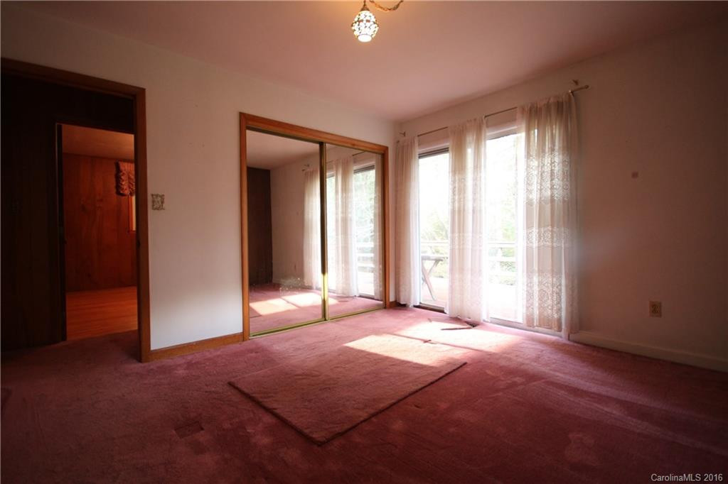5499 New Hendersonville Highway - Photo 14