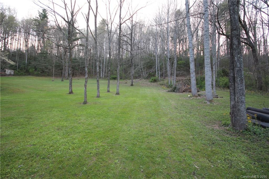 5499 New Hendersonville Highway - Photo 10