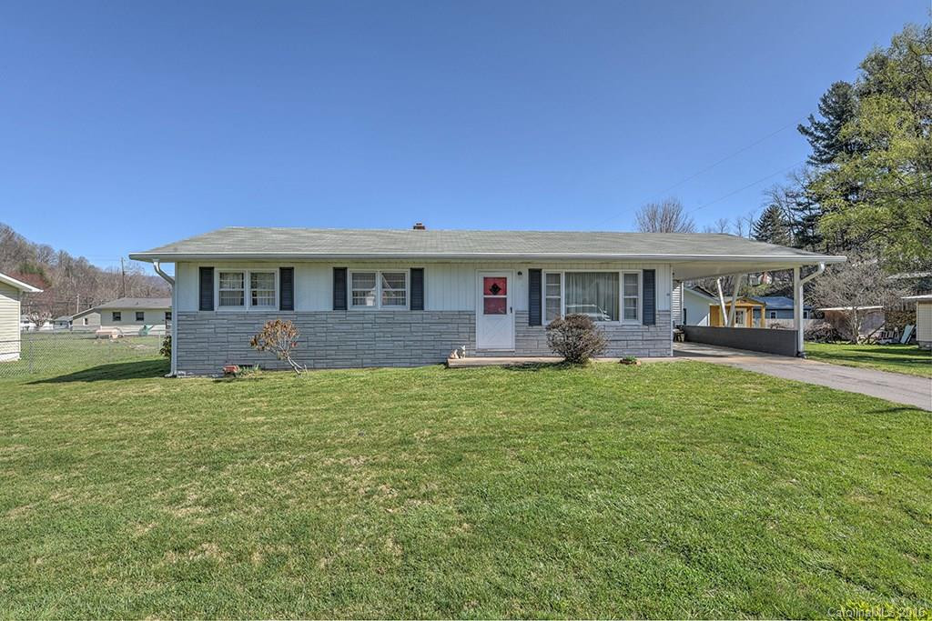 55 Valley View Circle