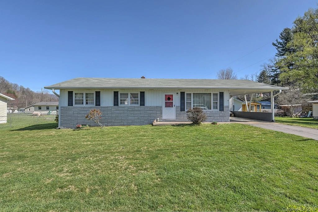 55 Valley View Circle