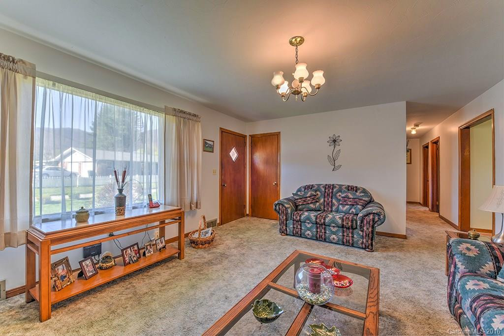 55 Valley View Circle - Photo 12