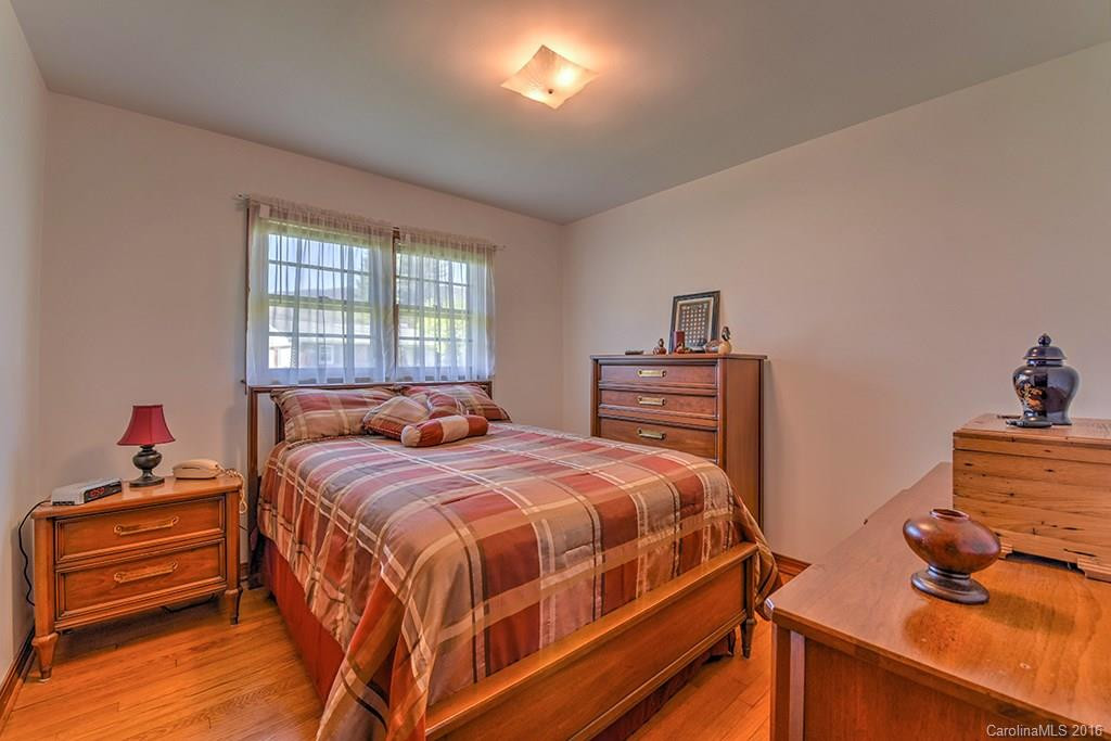 55 Valley View Circle - Photo 13