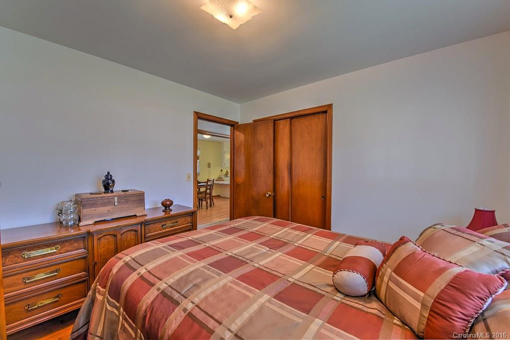 55 Valley View Circle - Photo 14
