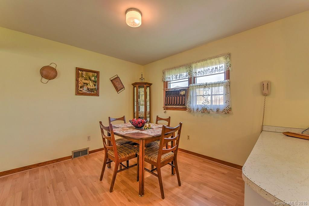 55 Valley View Circle - Photo 8