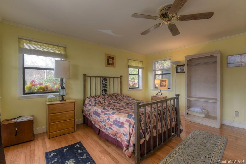 630 Autumn Drive - Photo 16