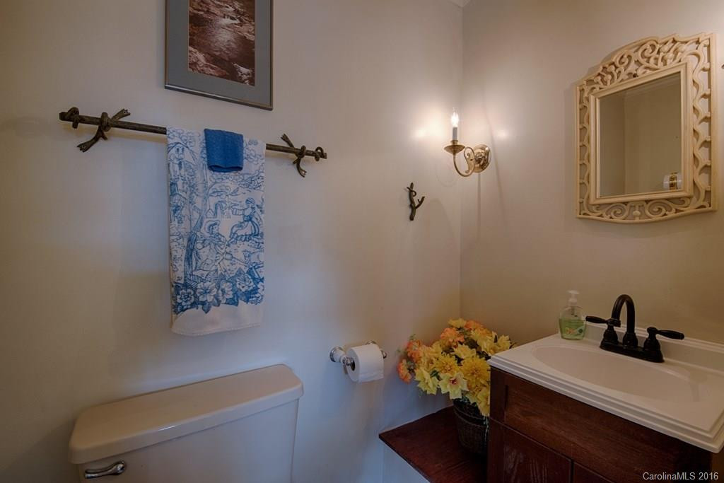 630 Autumn Drive - Photo 18