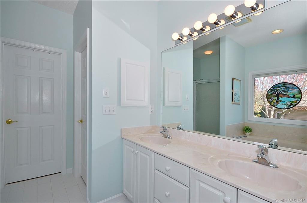 112 Fairway Knoll Drive - Photo 11