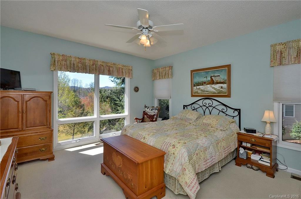 112 Fairway Knoll Drive - Photo 10