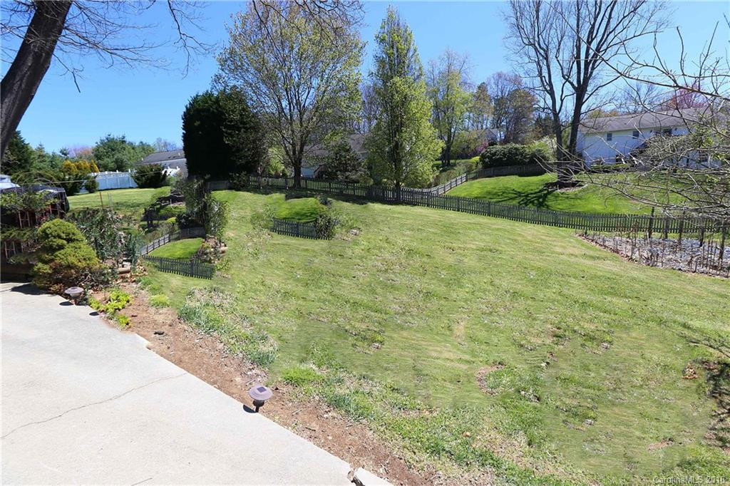 186 Rachael Drive - Photo 14