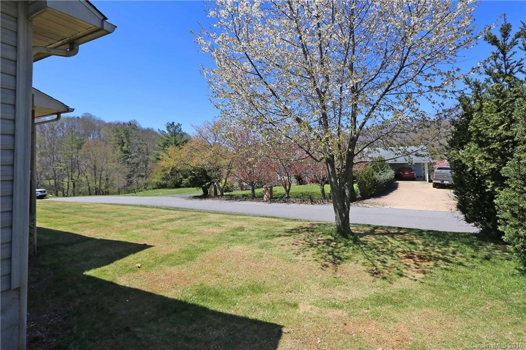 186 Rachael Drive - Photo 3