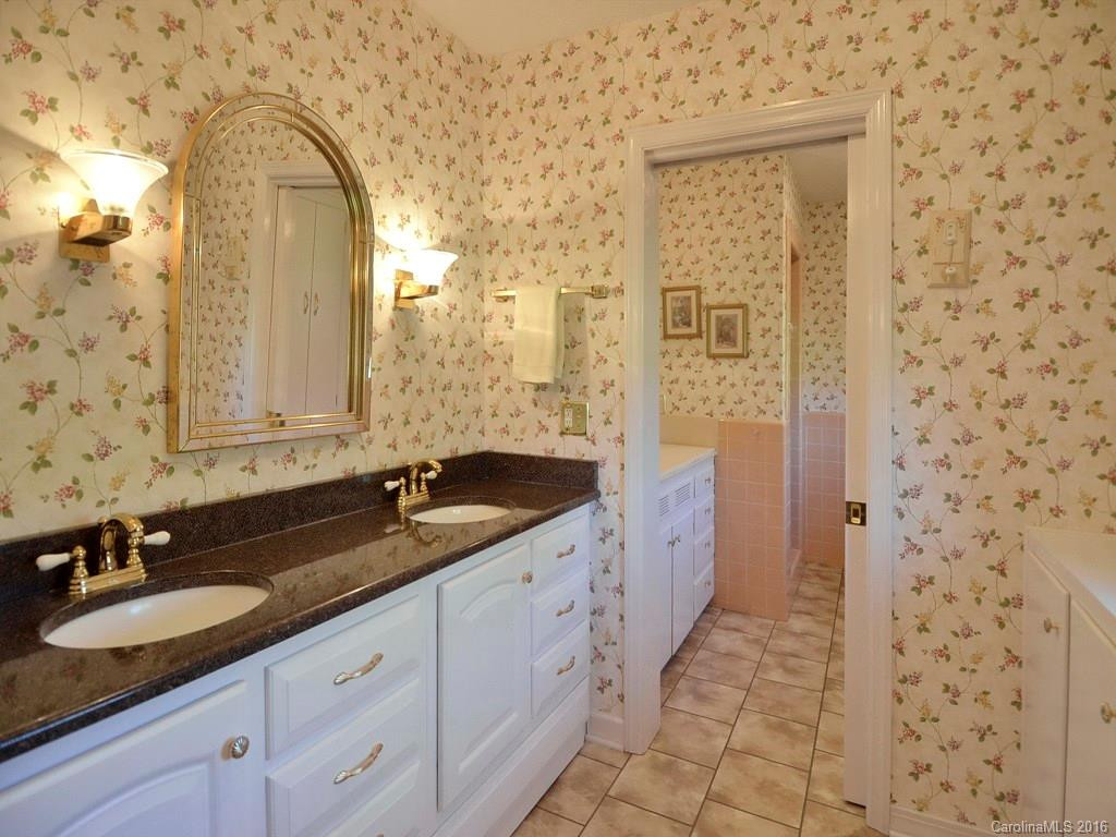 291 Plott Drive - Photo 12