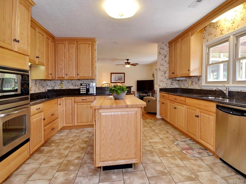 291 Plott Drive - Photo 6