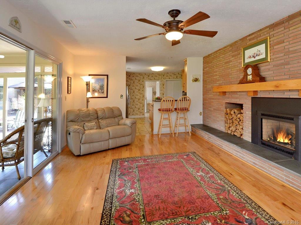 291 Plott Drive - Photo 8