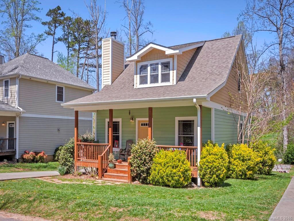 14 Lamar Avenue