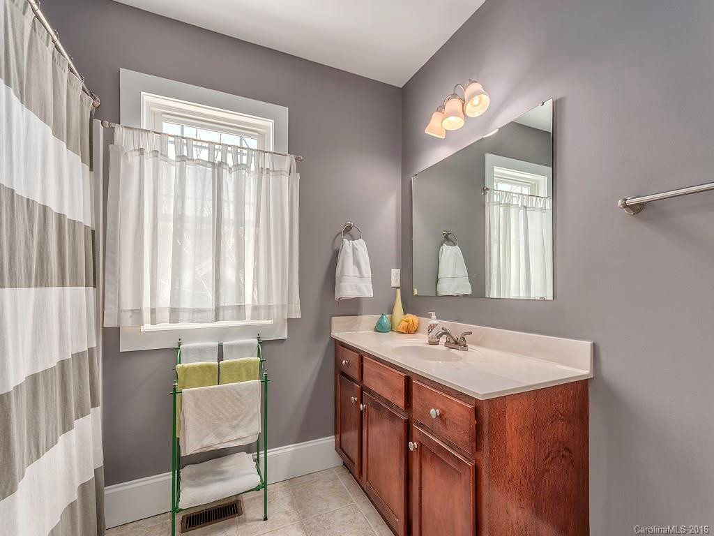 14 Lamar Avenue - Photo 12