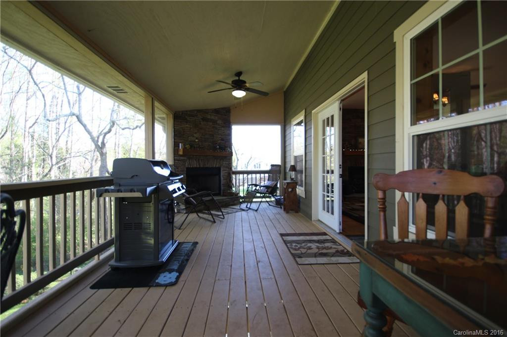79 Ashworth Avenue - Photo 18