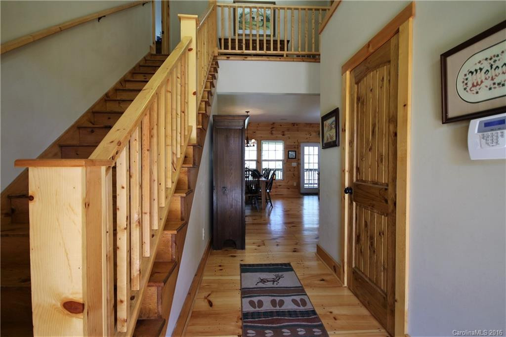 79 Ashworth Avenue - Photo 4