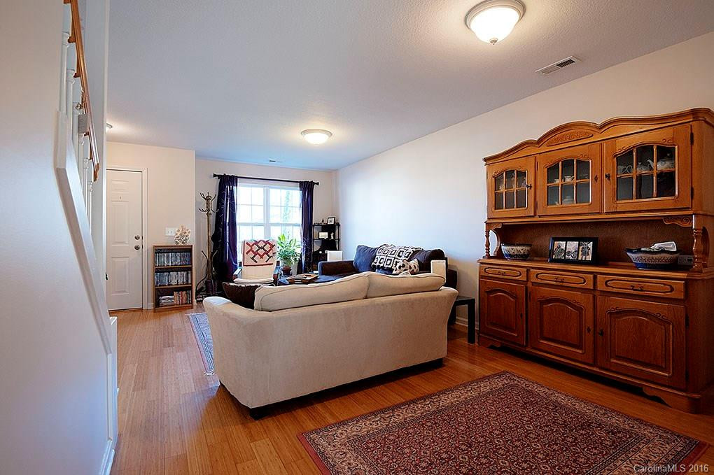 99 Stafford Court #52 - Photo 4