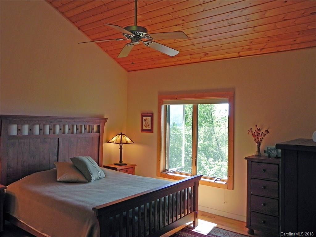 394 Scenic Circle - Photo 14