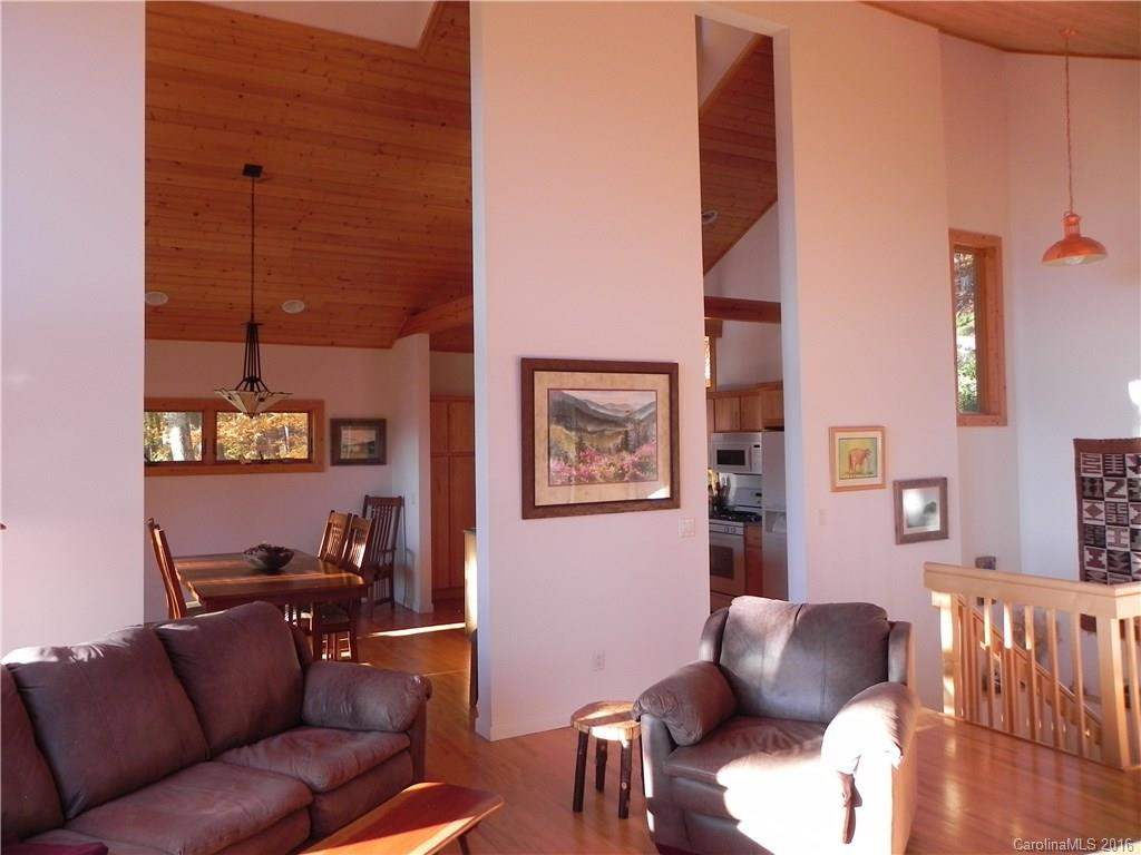 394 Scenic Circle - Photo 8