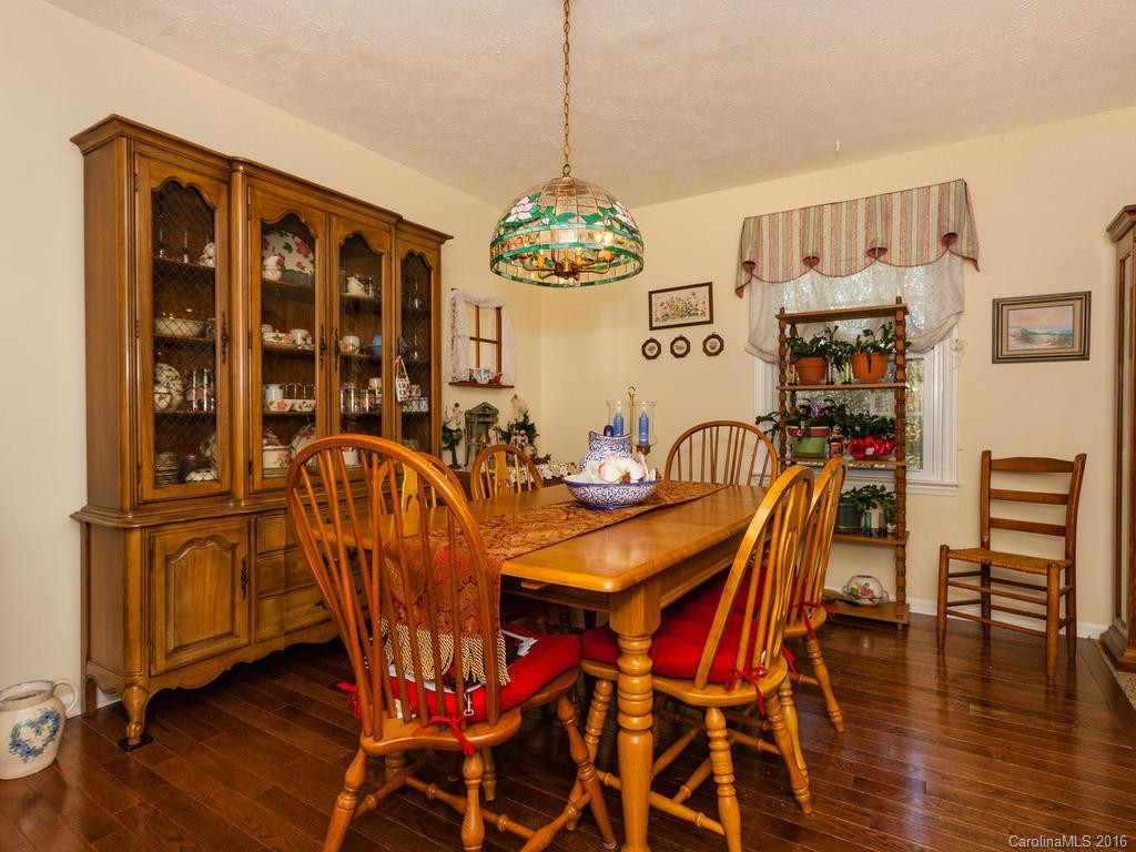 230 Shannon Road - Photo 11