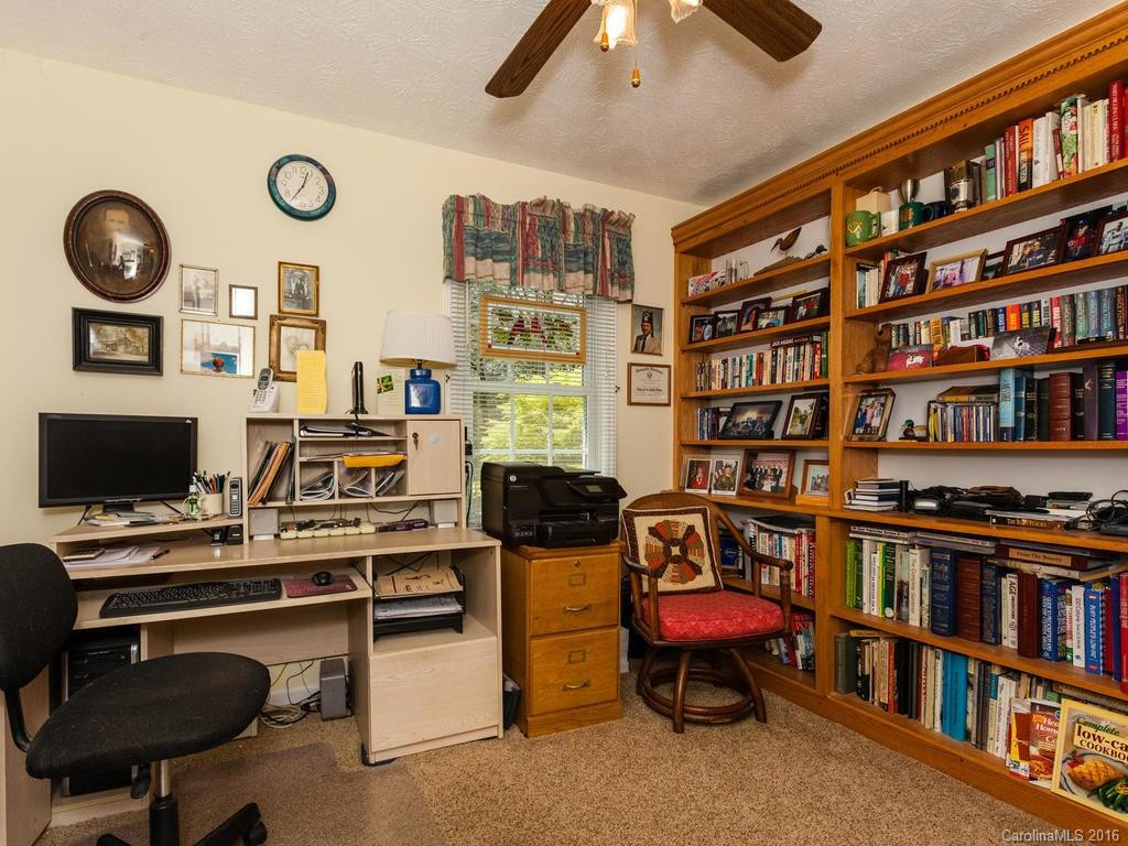 230 Shannon Road - Photo 17