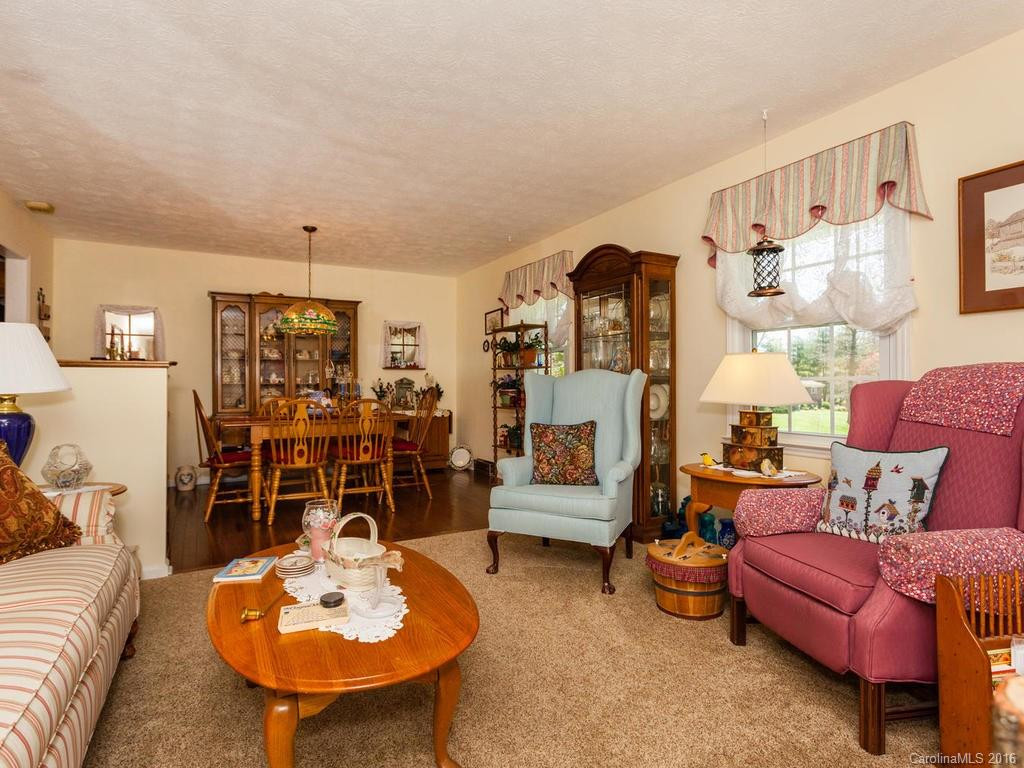 230 Shannon Road - Photo 5