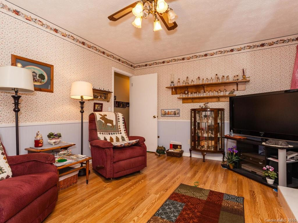 230 Shannon Road - Photo 6