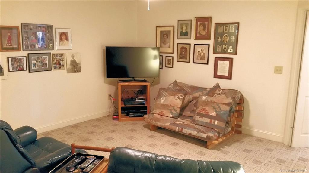 100 Hannah Drive - Photo 19