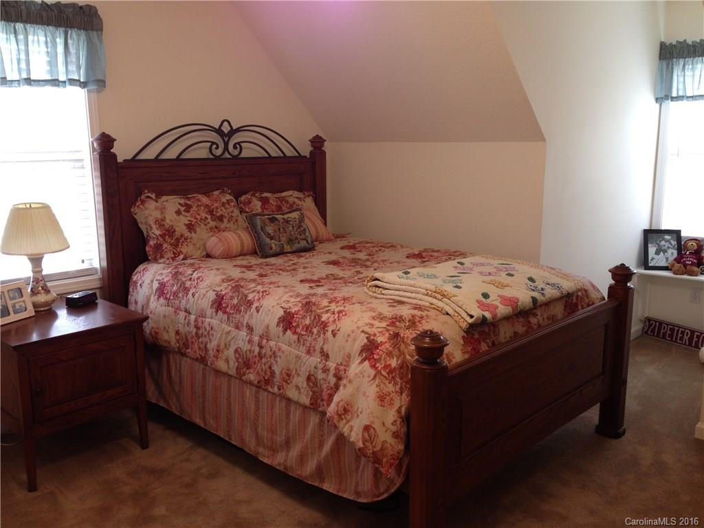 98 Ridge Brook Drive - Photo 15