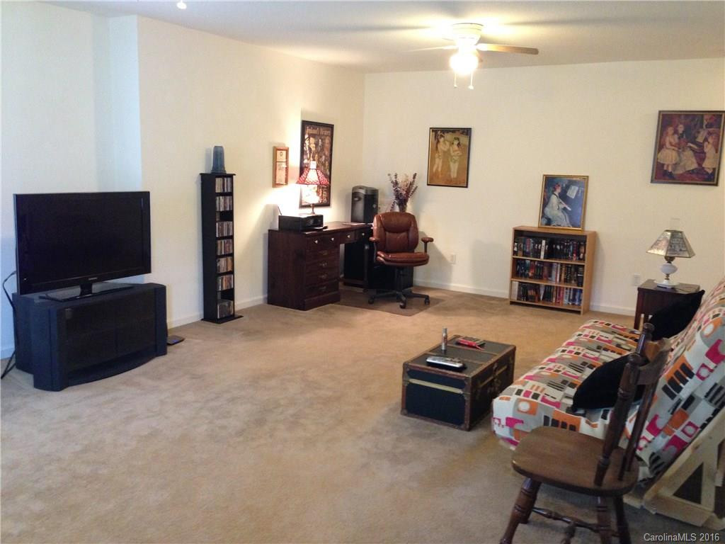 98 Ridge Brook Drive - Photo 19