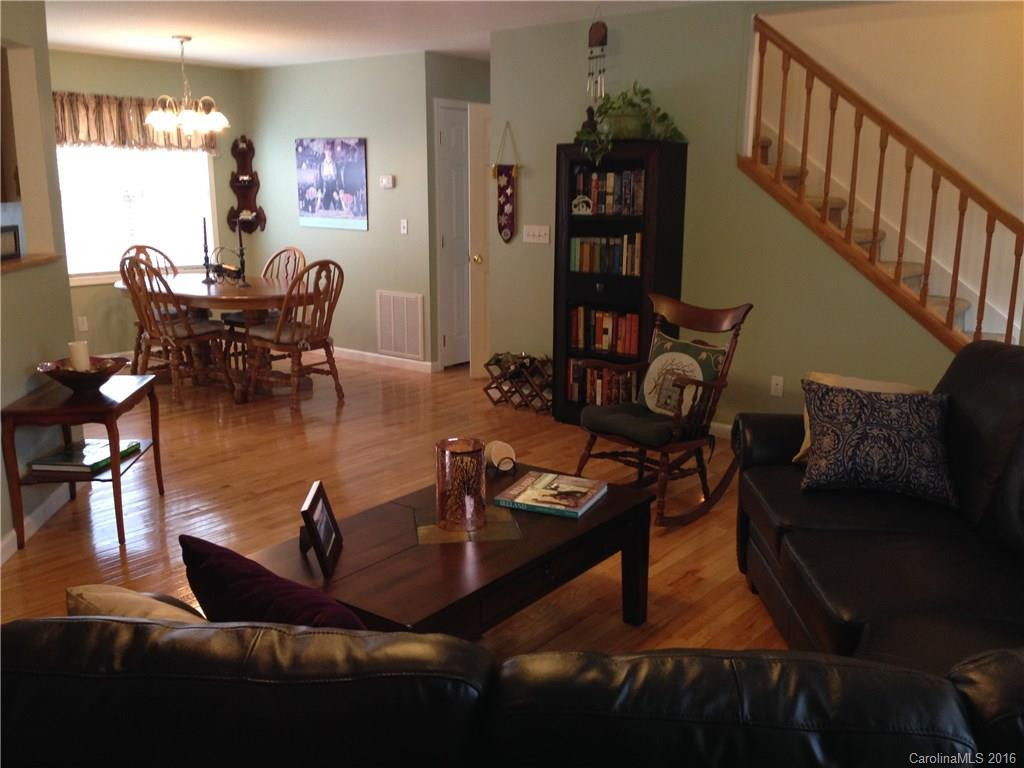 98 Ridge Brook Drive - Photo 7