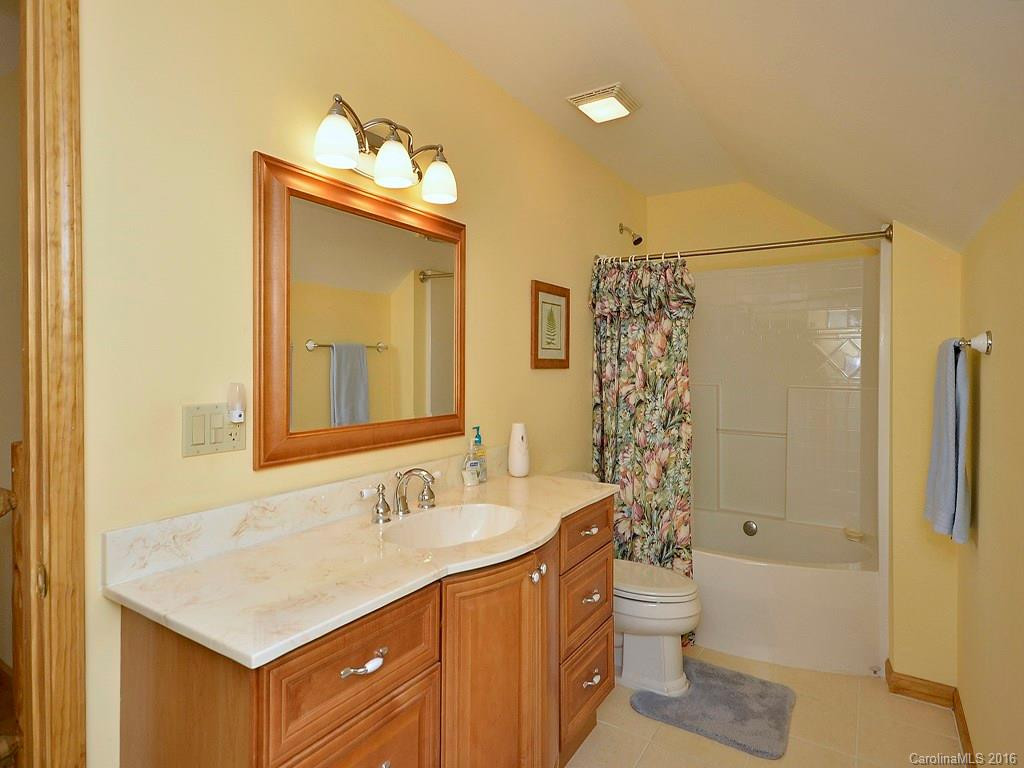 209 Hobe Crest - Photo 19