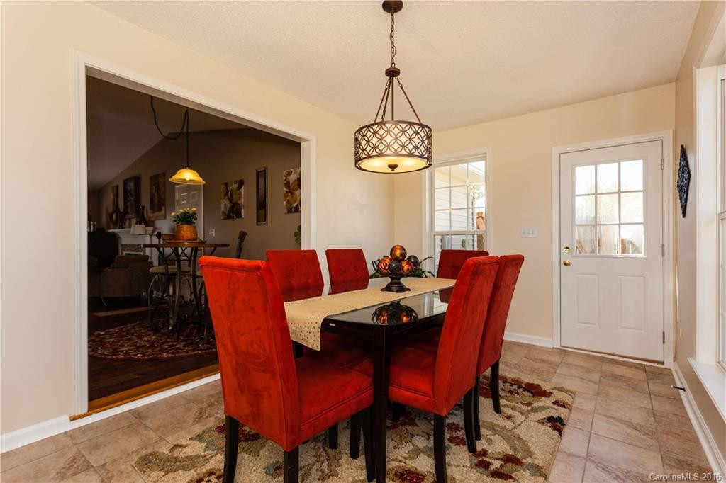 1011 Thorncrest Drive - Photo 14